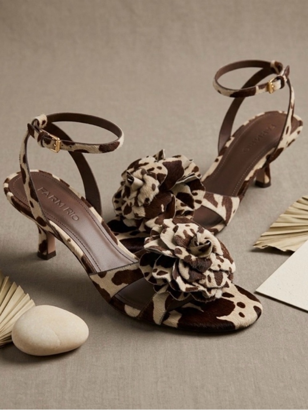 FARM Rio Women’s Flower Kitten Heel Sandals, Cow Print Haircalf Upper, NIB, 8 - Picture 3 of 6